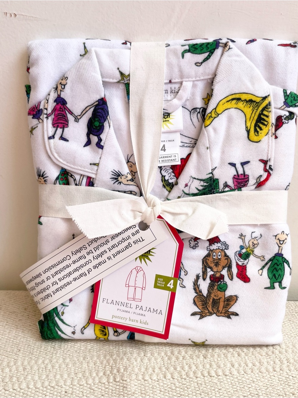 Pottery Barn Kids Dr. Seuss's The Grinch™ Flannel Pajama Set Kids Size 4